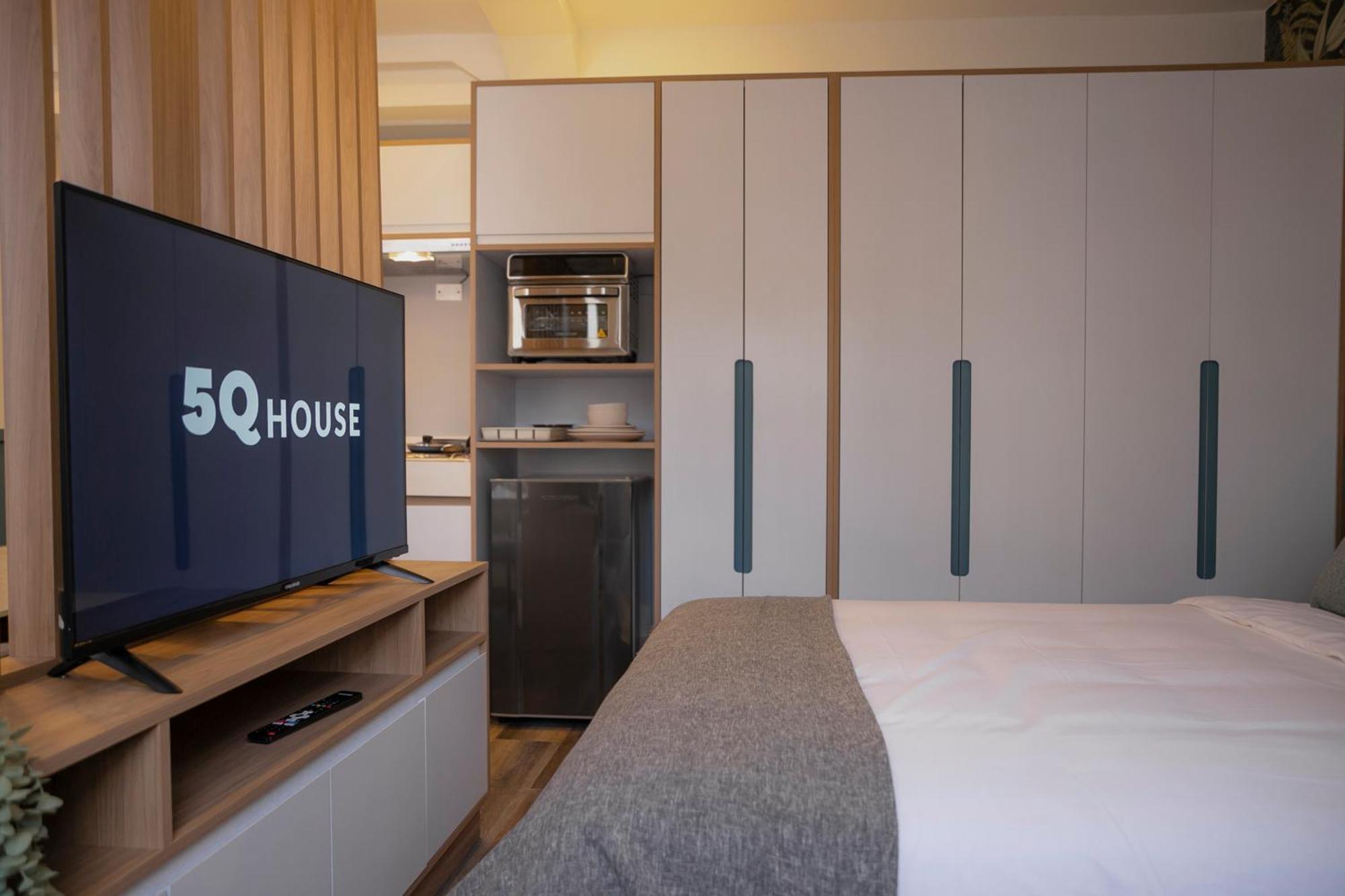 Bed & Breakfast 5q House Quinta Camacho 4*